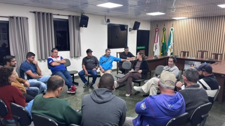 Câmara reúne motoristas terceirizados para discutir transporte escolar rural 